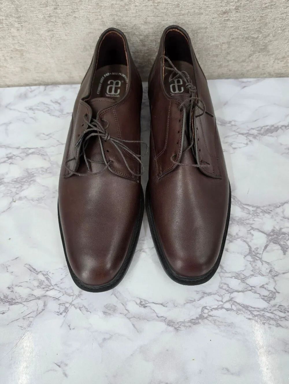 Allen EdmondsโDerby Men's Brown Leather Lace-Up Plain Toe Dress Shoes